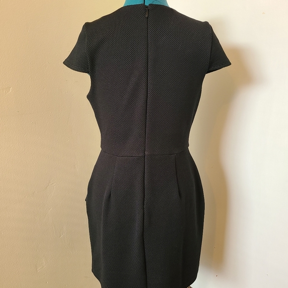 Black bebe Dress - Picture 6 of 10